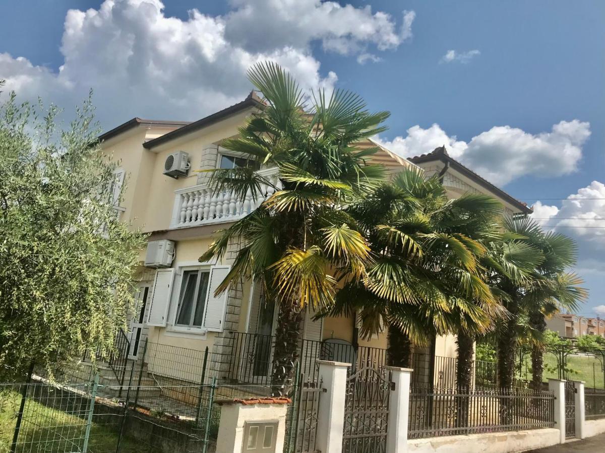 Apartments Marinela Πόρετς Εξωτερικό φωτογραφία