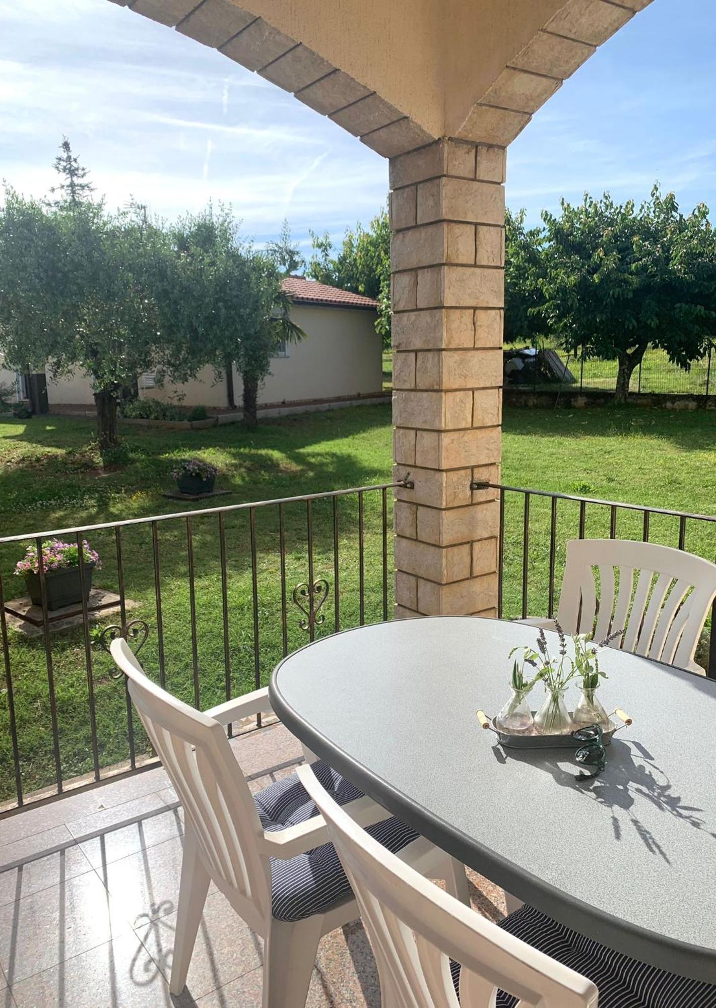 Apartments Marinela Πόρετς Εξωτερικό φωτογραφία